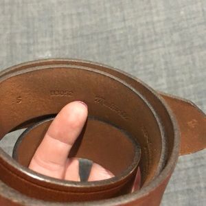 Madewell brown leather belt, small